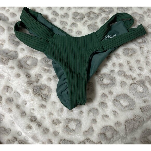 Other - Beach babe green swim bottoms